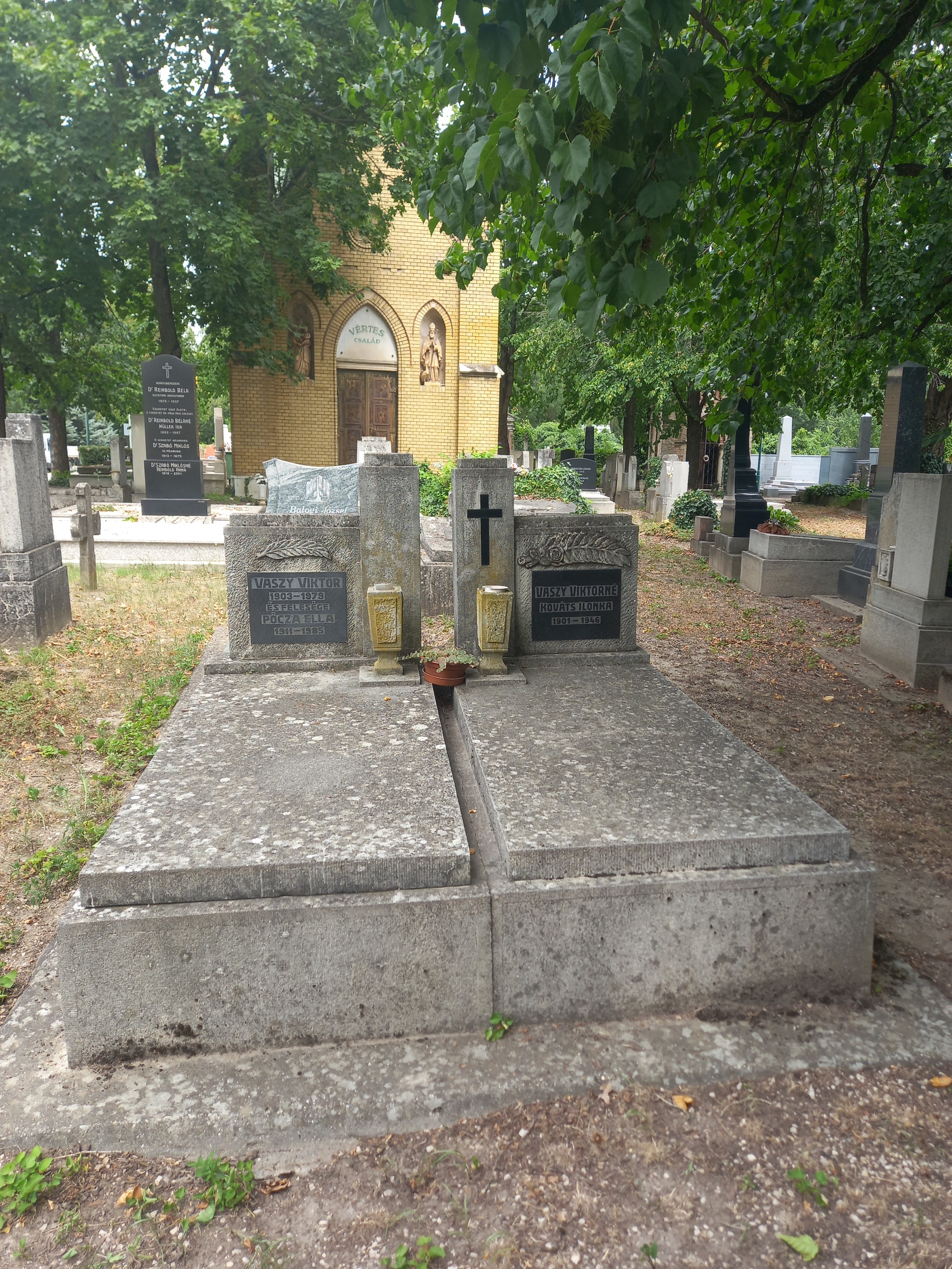 Vaszy Viktor síremléke