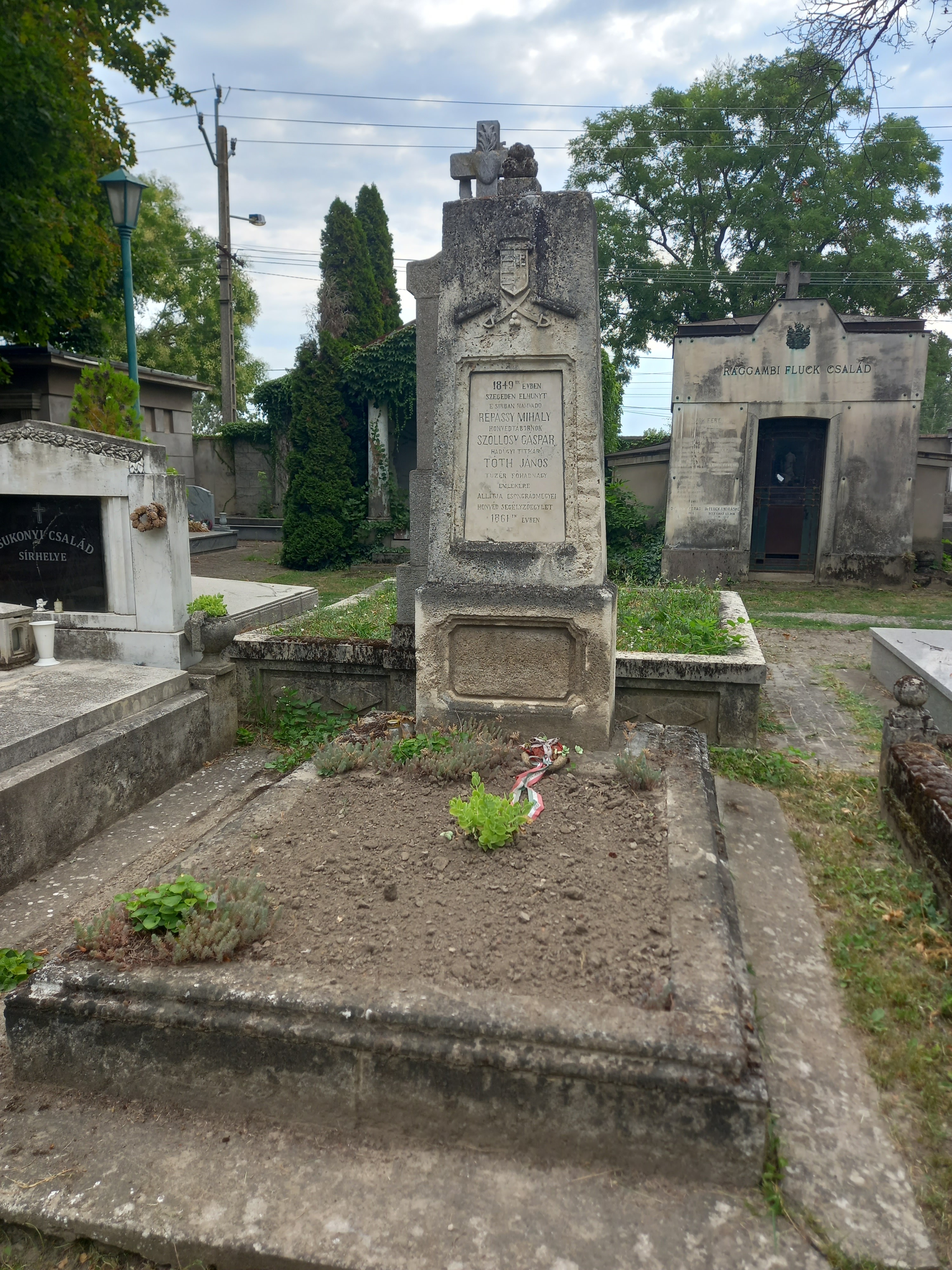 Répásy Mihály síremléke